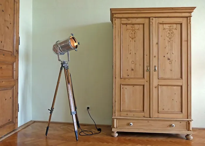 Art *